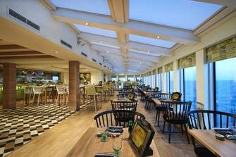 NCL Norwegian Bliss Food Republic.jpeg